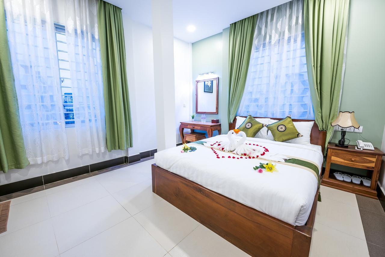 Nks Hotel Phnom Penh Luaran gambar