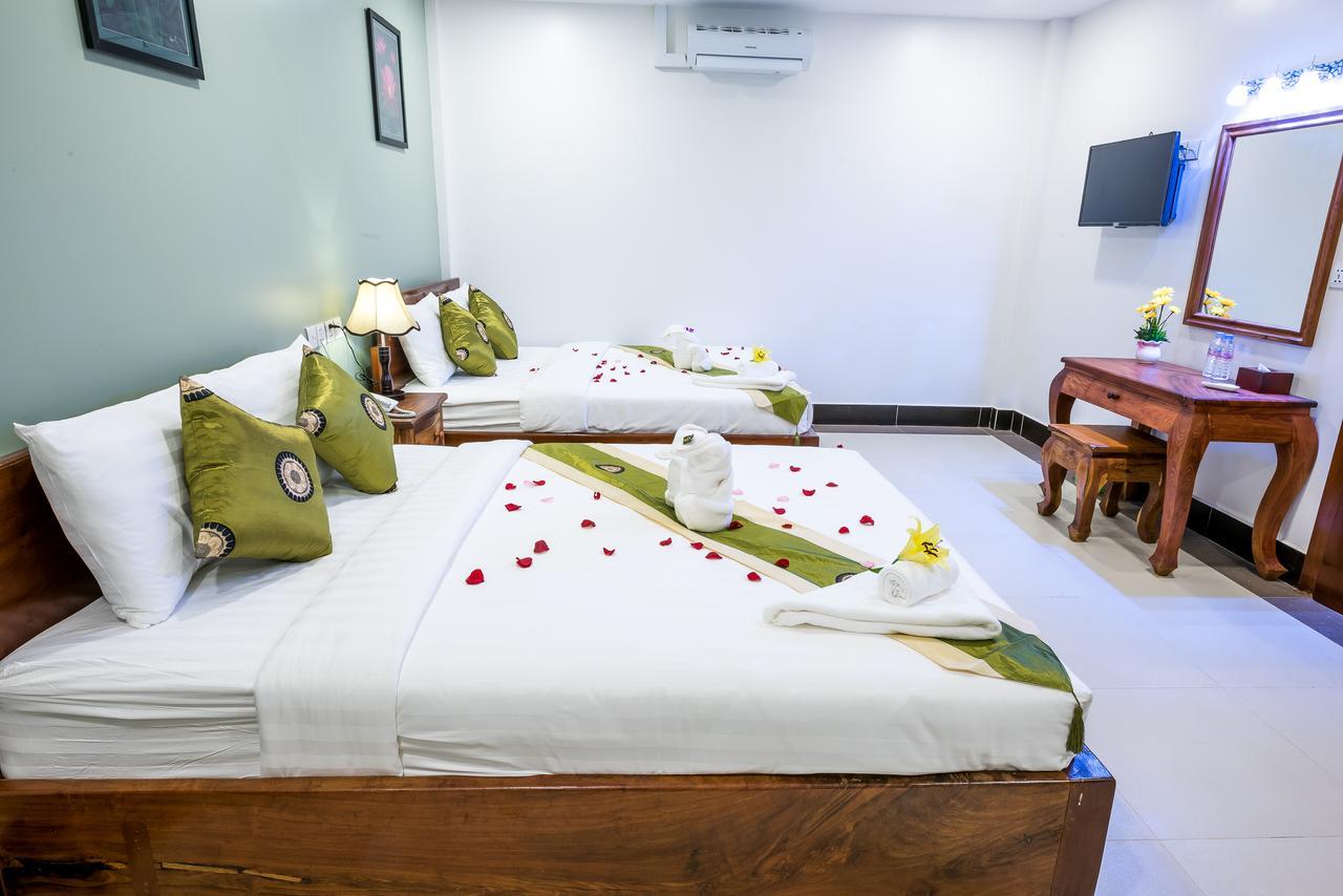 Nks Hotel Phnom Penh Luaran gambar