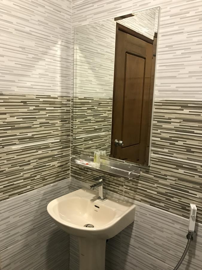 Nks Hotel Phnom Penh Luaran gambar