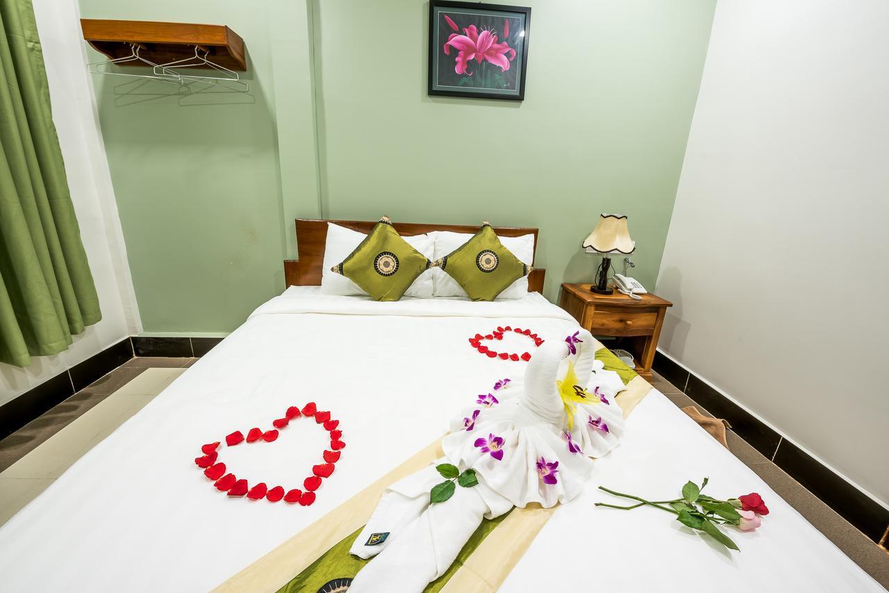 Nks Hotel Phnom Penh Luaran gambar